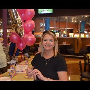 Meet your Posher, Veronica